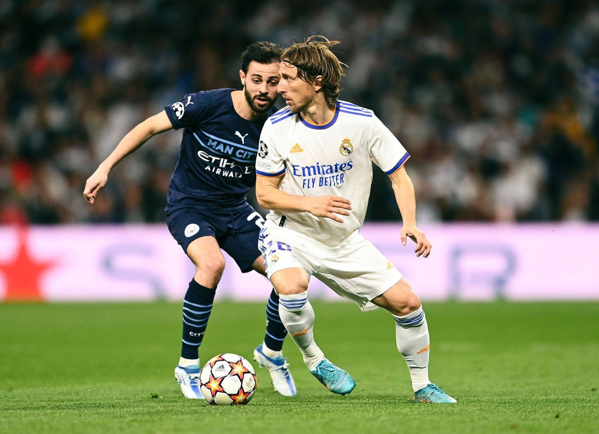 Kaiyun- 哈兰德官方宣布夺冠新规,皇家马德里引发争议!赛场气氛高涨 Kaiyun- 哈兰德官方宣布夺冠新规,皇家马德里引发争议!赛场气氛高涨