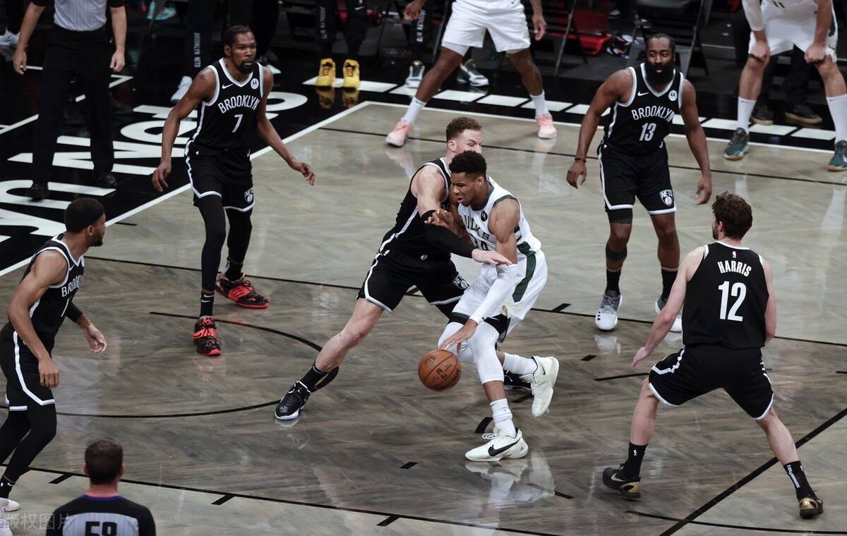 开云- c罗看网球 