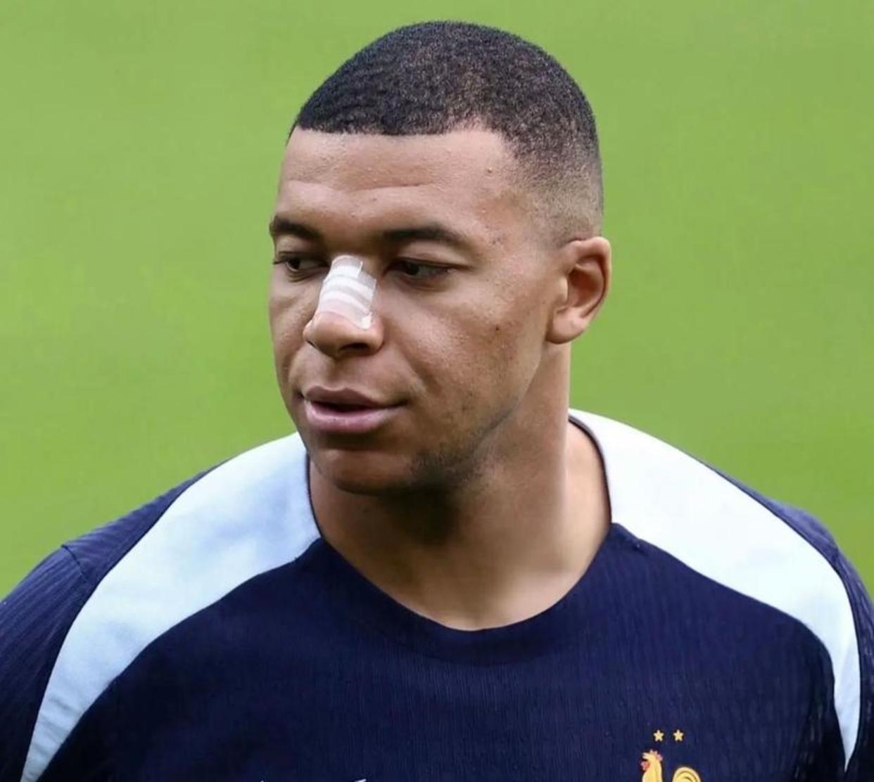 开云-包含Scout巅峰对决，姆巴佩与90激战老鹰分钟，回归赛场胜负难料！的词条